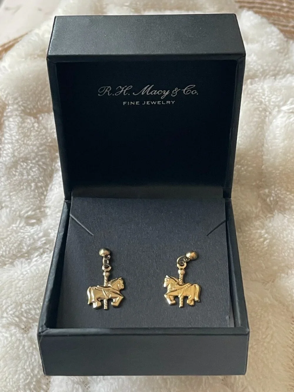 14k gold children's dangle carousel horse earrings